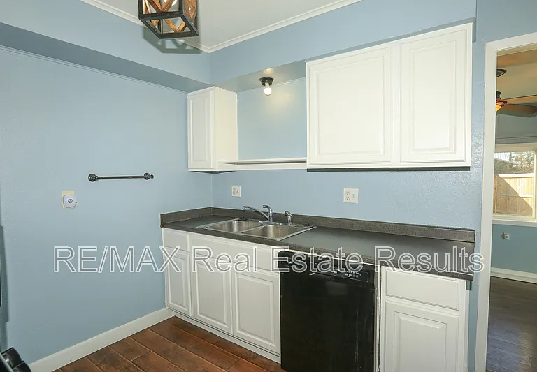 1314 W Margaret Pl — Photo 10