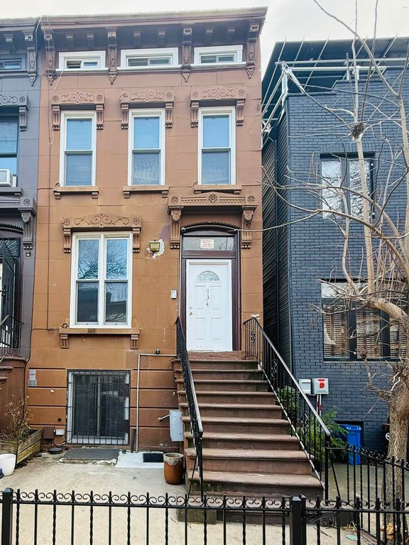 2 BR in Bedford-Stuyvesant