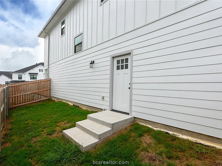 2109 Jax Dr — Photo 24