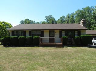 7278 Beaver Meadow Rd, Bergen, NY 14416