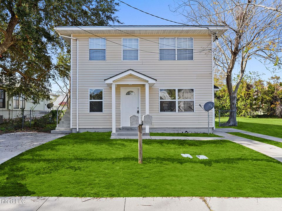 1st image of 249 Reynoir St #A