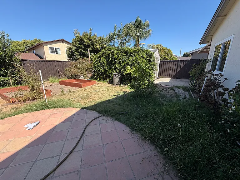 4937 Avenida De Angelina — Photo 36
