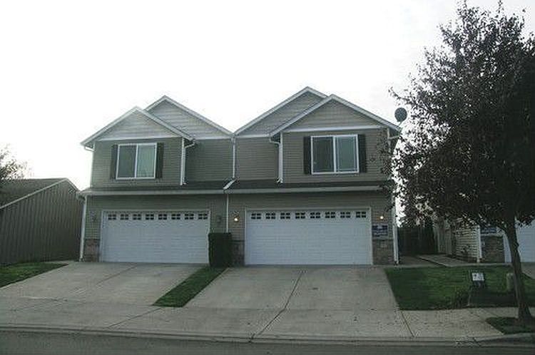 1st image of 10313 NE 58th St
