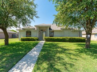 1029 Weaver St, Cedar Hill, TX 75104