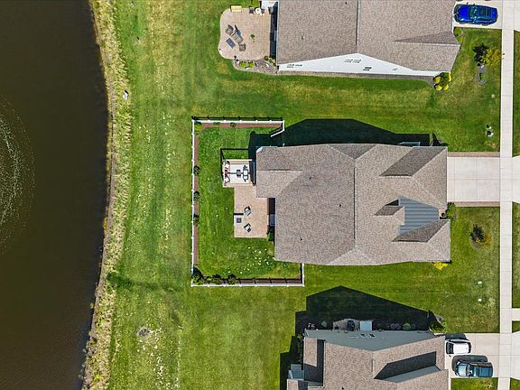 3rd image of 26679 Weathervane Way