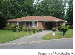 834 Eccles Dr, Fayetteville, NC 28301