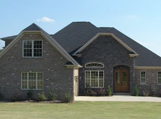 914 Wax Myrtle Ct, Greer, SC 29651