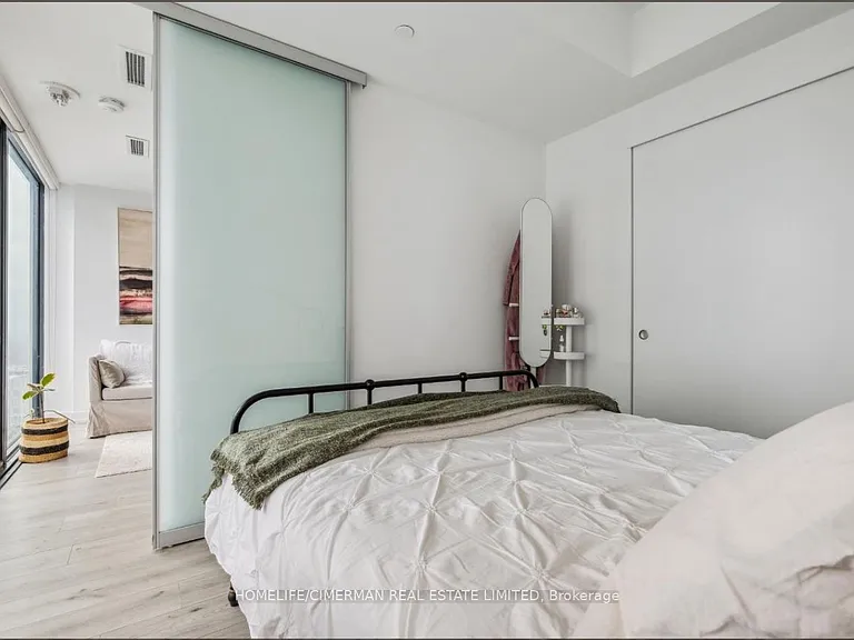 161 Roehampton Ave #3608 — Photo 16