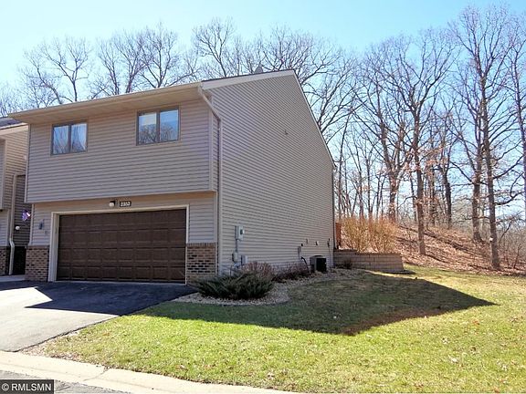 2nd image of 2352 Hillwood Dr E