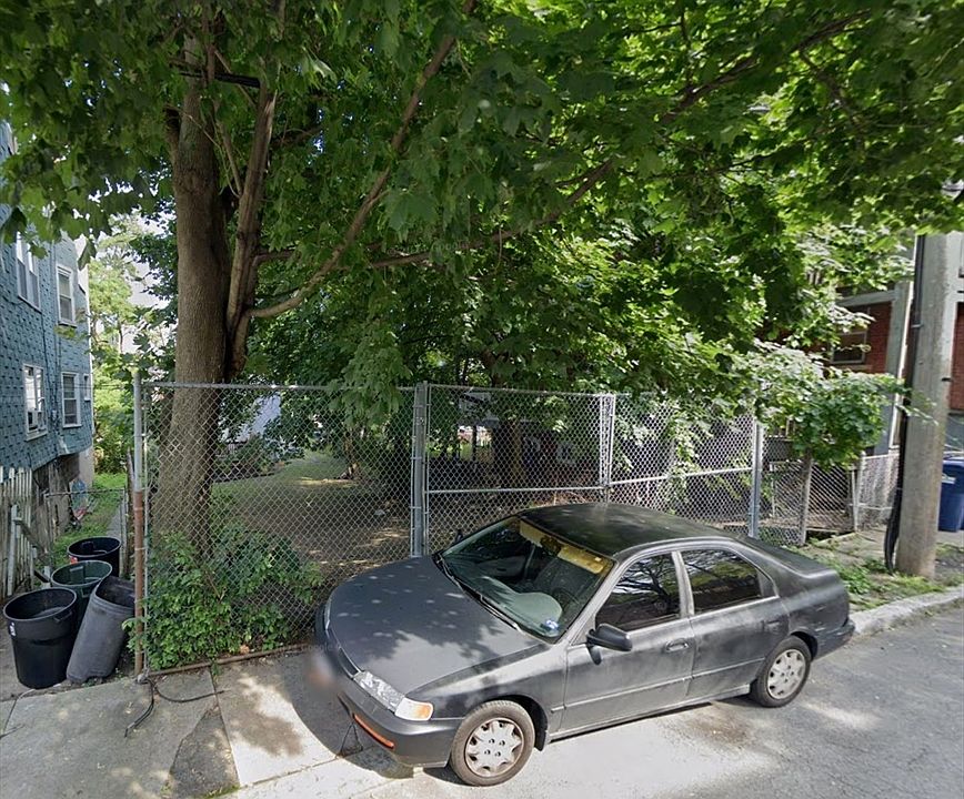 2nd image of 5 Glenburne St