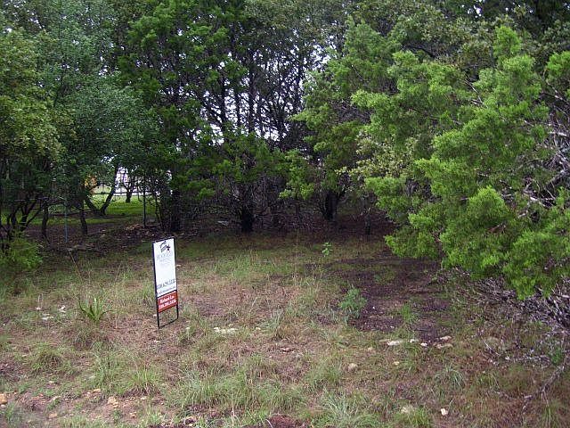 2nd image of 560 Circleview Dr