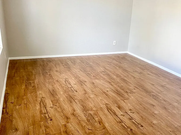 1402 E Guadalupe Rd #150 — Photo 2