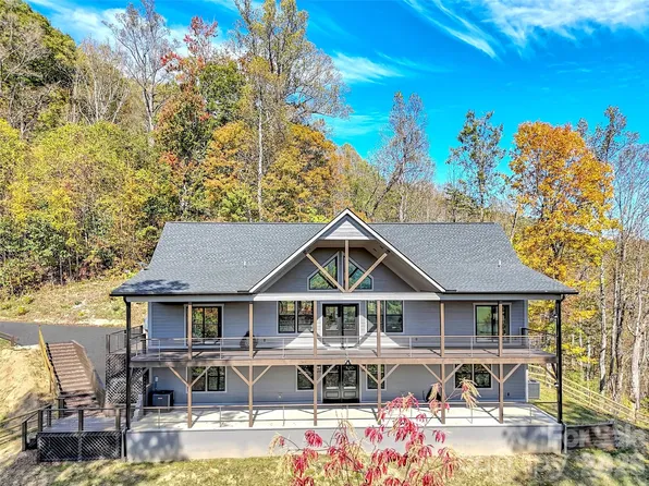 282 Tamarack Trl, Waynesville, NC 28785