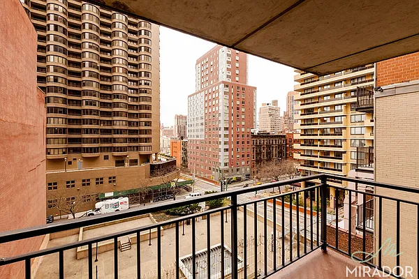 Rented by Mirador Real Estate | media 47