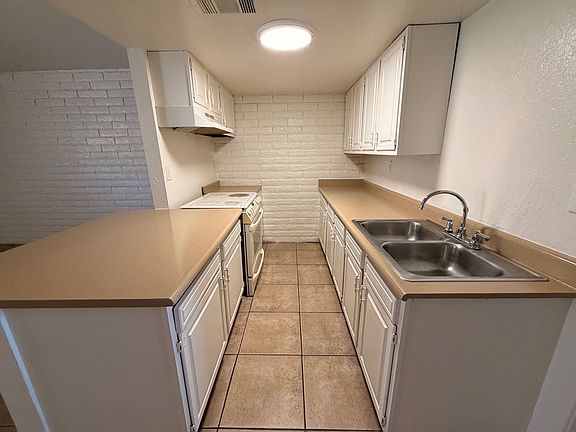 5th image of 16621 N 25th St APT 15