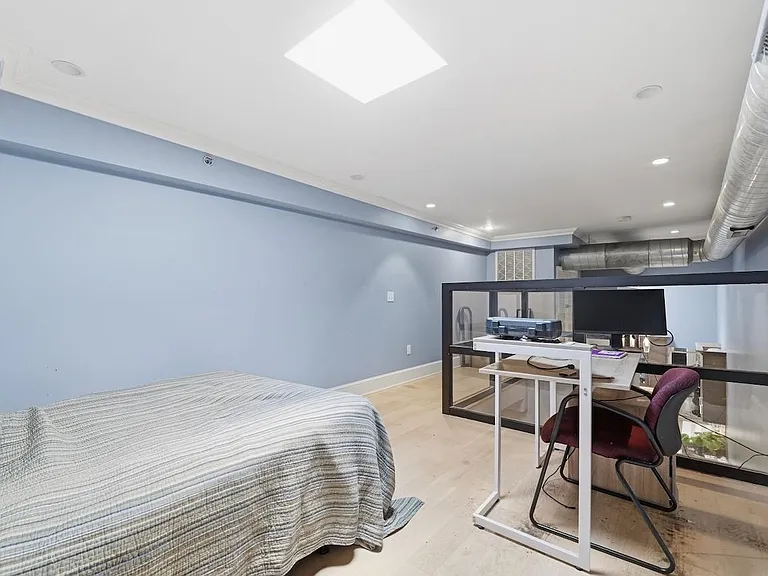 500 Jefferson St #5 — Photo 14