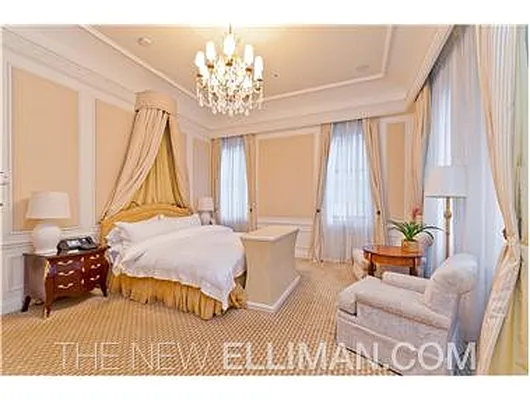 Sold by Douglas Elliman | media 22