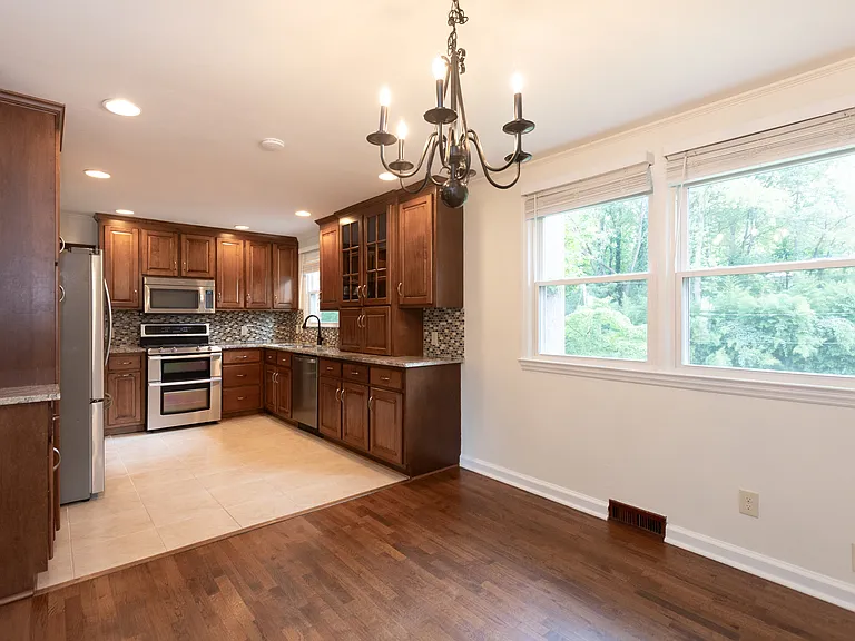 5839 Wedgewood Dr — Photo 6