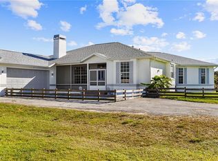 22197 N River Rd, Alva, FL 33920