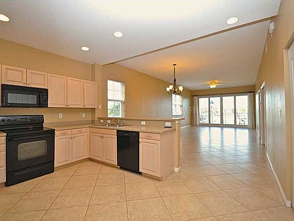 2nd image of 530 S Gulfview Blvd APT 200
