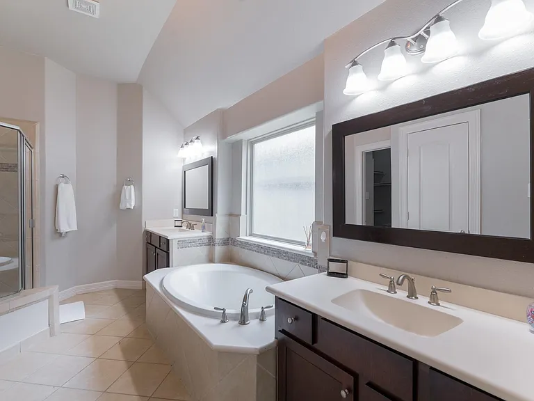 198 Hearthshire Cir — Photo 37