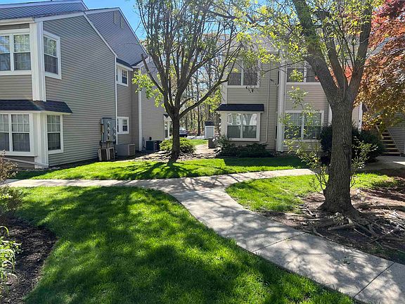 3rd image of 199 Meadow Ridge Rd #199