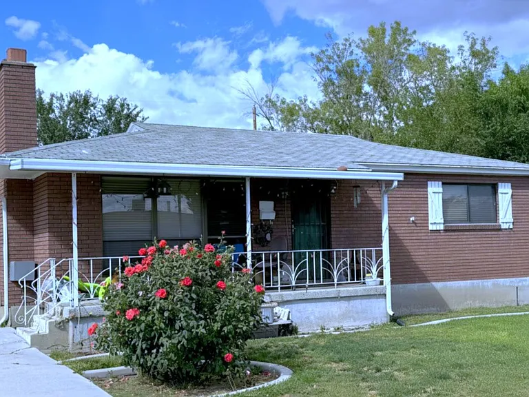 3180 S Breeze Dr W — Photo 12