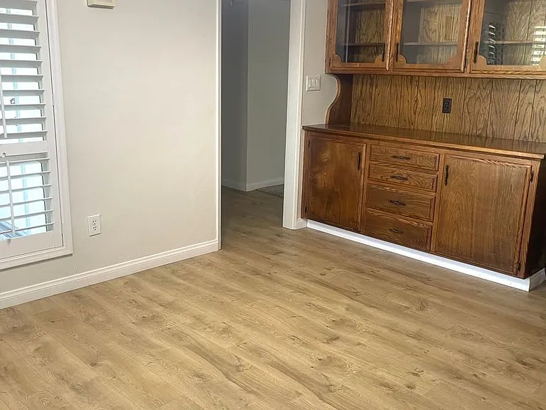 7905 Pembroke Ave — Photo 18