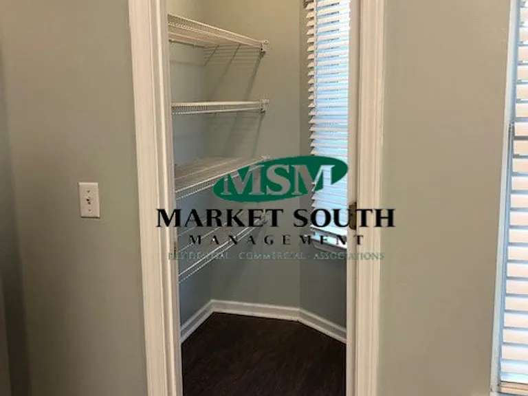 19 Parish Way — Photo 5