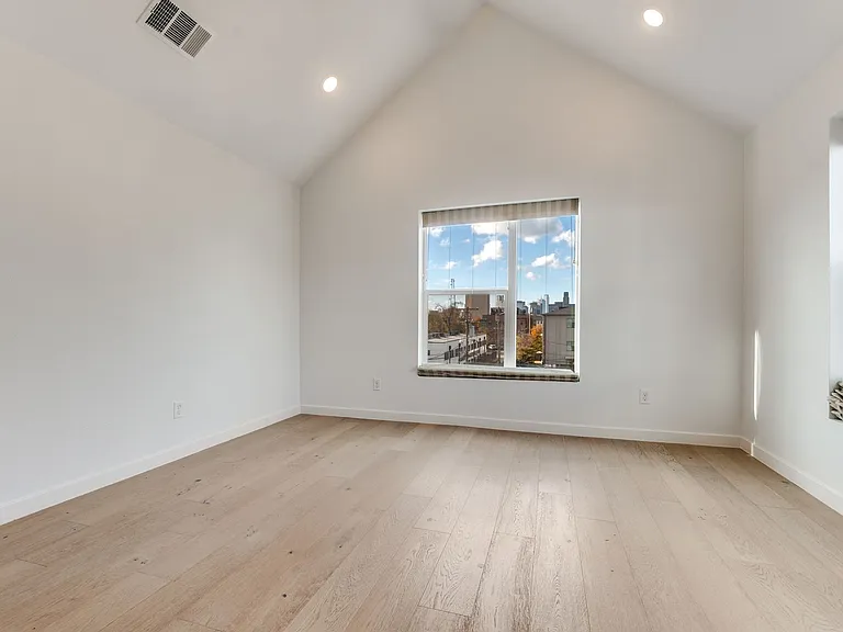 1505 N Garrett Ave #105 — Photo 7