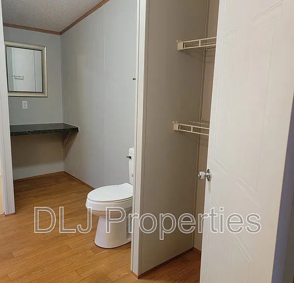 1612 Highway 25/70 W — Photo 7