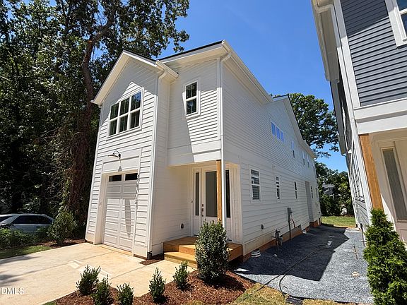 3rd image of 518 Heather Dr #1/2