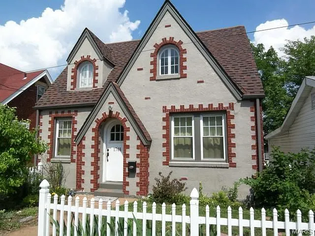 1708 Telegraph Rd photo 1