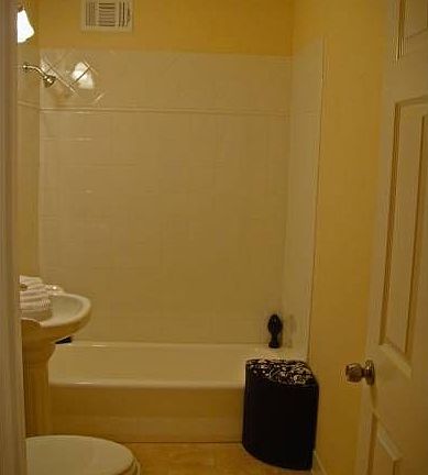3rd image of 547 Artemis Dr