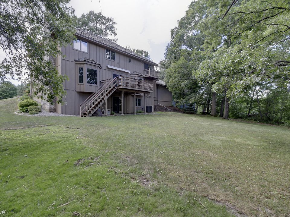 1st image of 5970 Royal Oaks Dr
