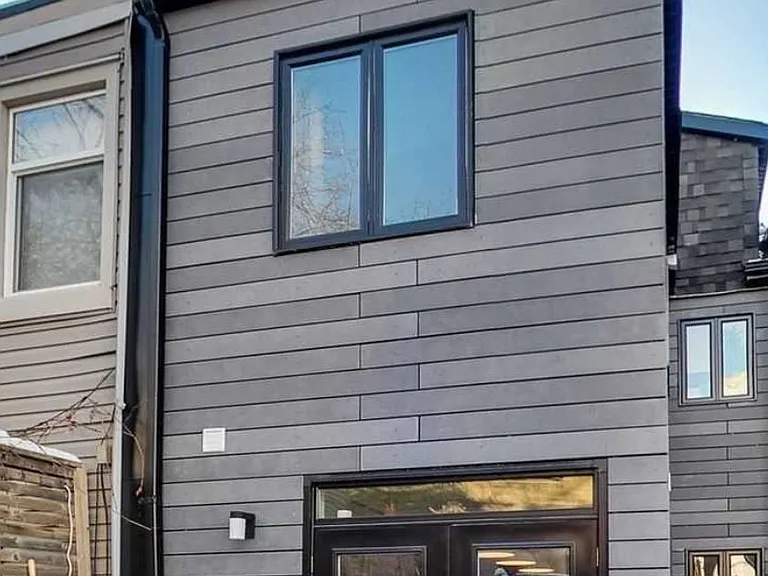 141 Claremont St E #MAIN LOWER — Photo 21