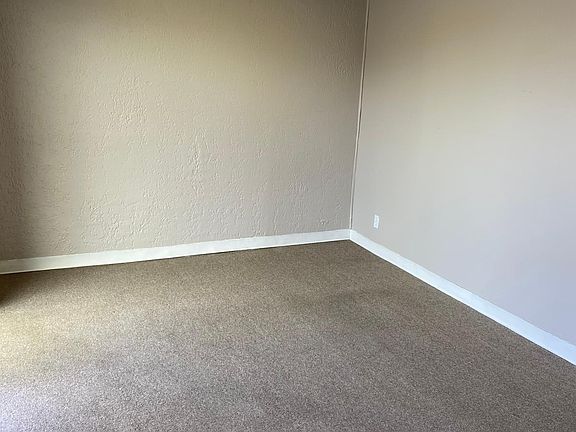 2nd image of 1405 Nederland Ave Ste 100