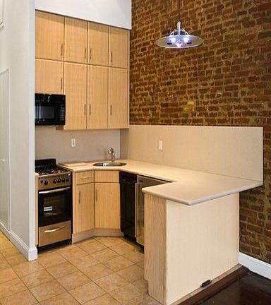 4th image of 47 Jane St APT 6