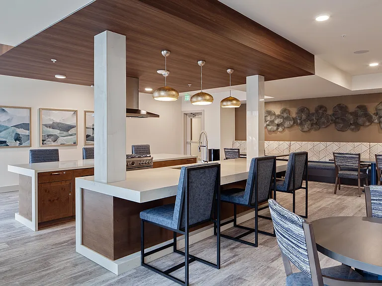 Mariblu at Southcenter 55+ Active Adult Apartments — Photo 15