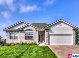 7122 N 145th St, Bennington, NE 68007