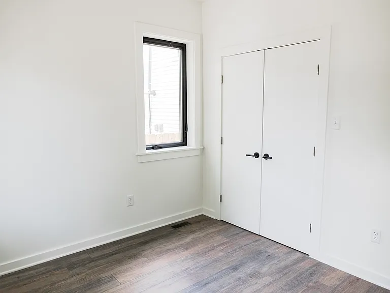 1260 Parkwood Ave — Photo 19
