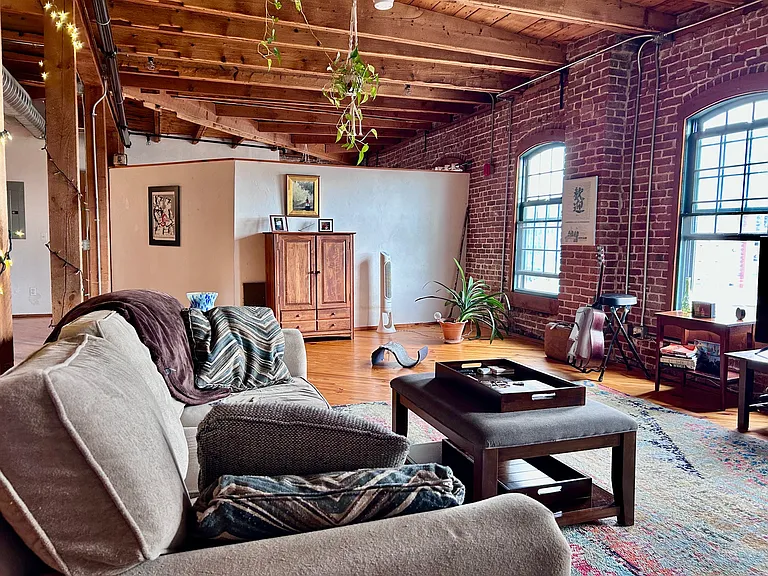 407 Pine St #304 — Photo 15