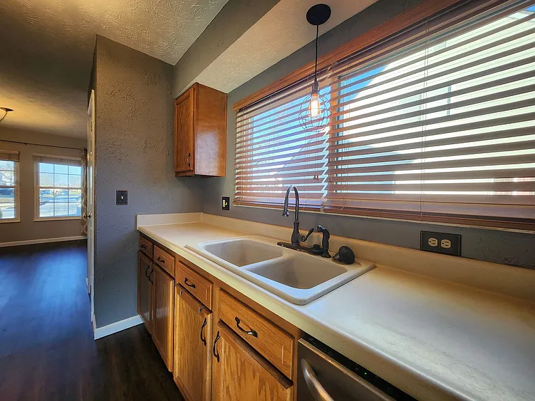 1222 Sunset Dr — Photo 16