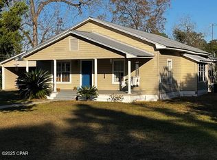 12610 NW Virginia G Weaver St, Bristol, FL 32321