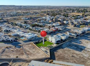 2016 Boy Scout Ln, Sunland Park, NM 88063