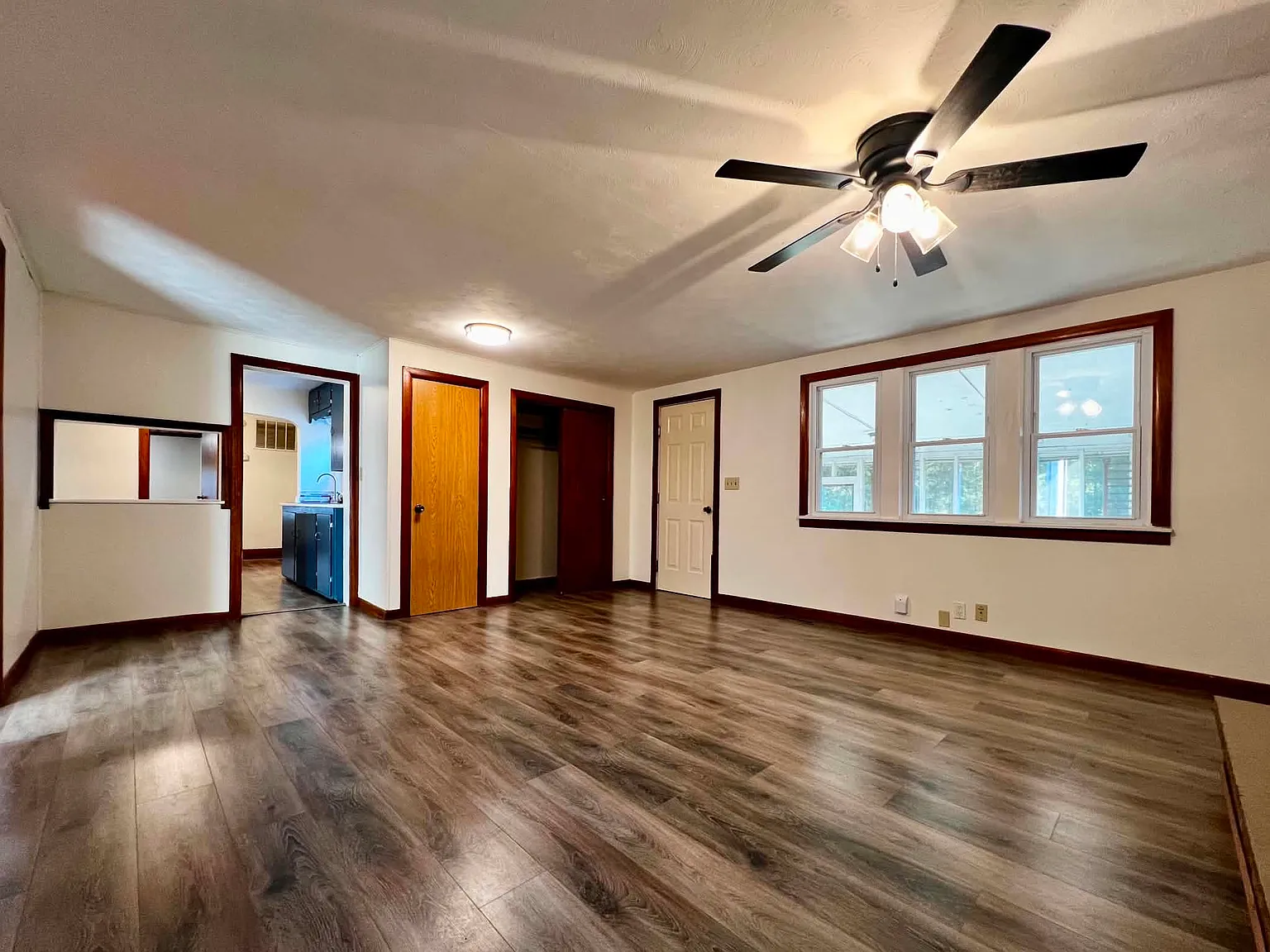 2 bed, 1240 sqft, $1,395 — Photo 3