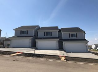 4525 Corvette St, Mandan, ND 58554