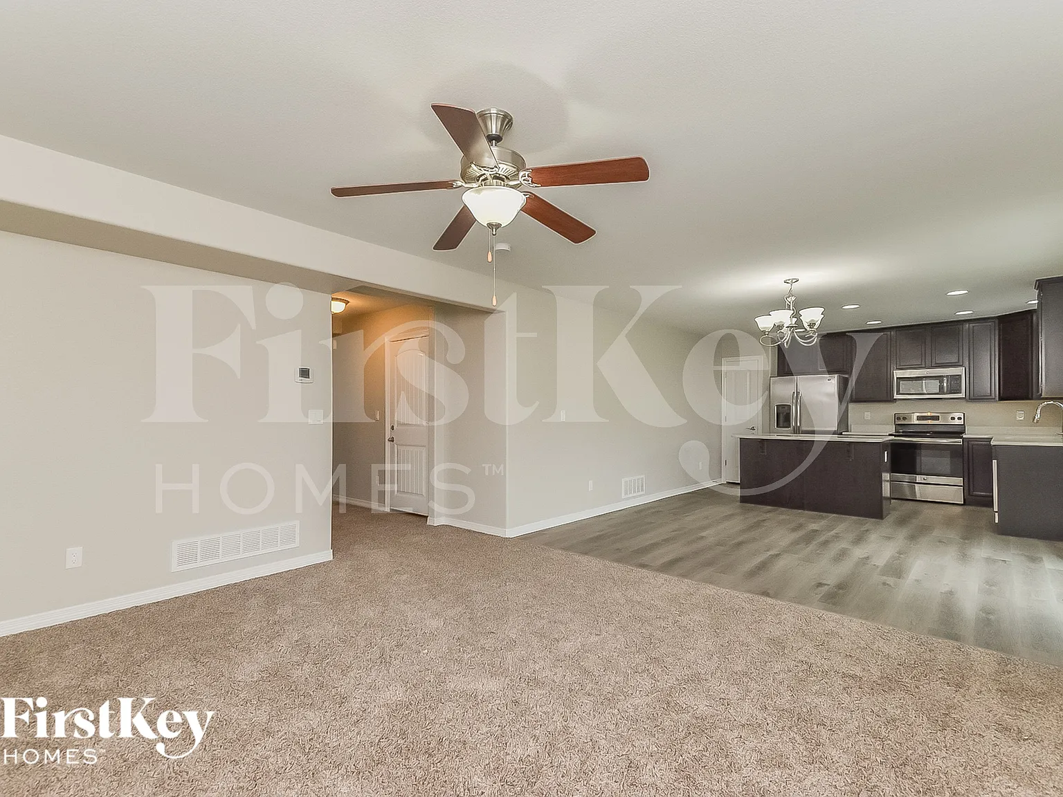 4 bed, 3.0 bath, 2768 sqft, $2,745 — Photo 2