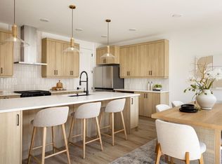 5824 Kootook Line SW, Edmonton, AB T6W 4Z6