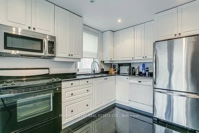 99 Hazelton Ave — Photo 10
